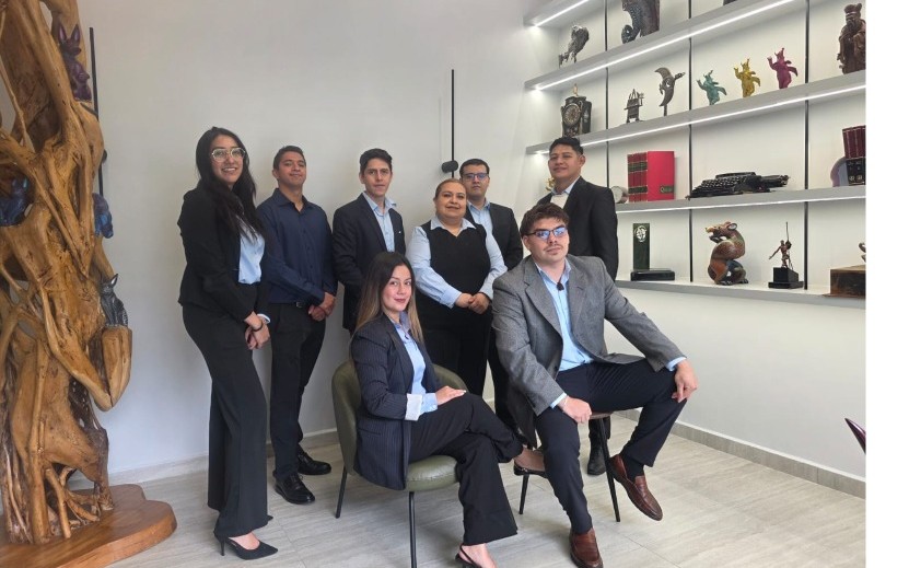 Equipo de CIJE Corporativo